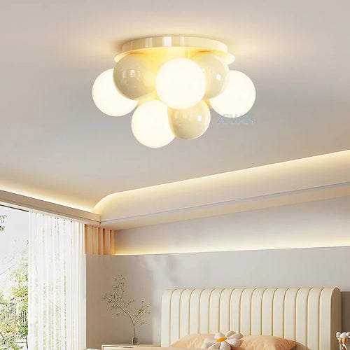 lustre nordique bulle ronde led pour chambre d'enfant - vue 2 sur 9
