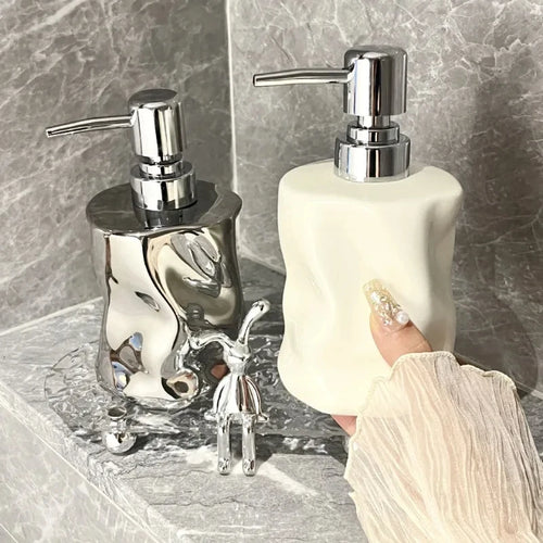 bouteille créative en céramique pour lotion et savon - vue 2 sur 6