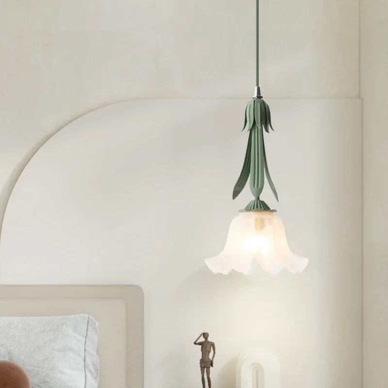 lustre en verre style français avec fleurs décoratives pour intérieur - vue 2 sur 10