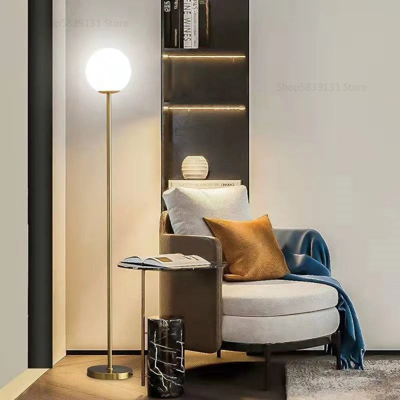 lampadaire led en verre laiteux nordique créatif vertical - vue 5 sur 11