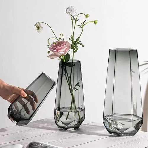 vase créatif en verre transparent pour fleurs décoratives - vue 3 sur 14