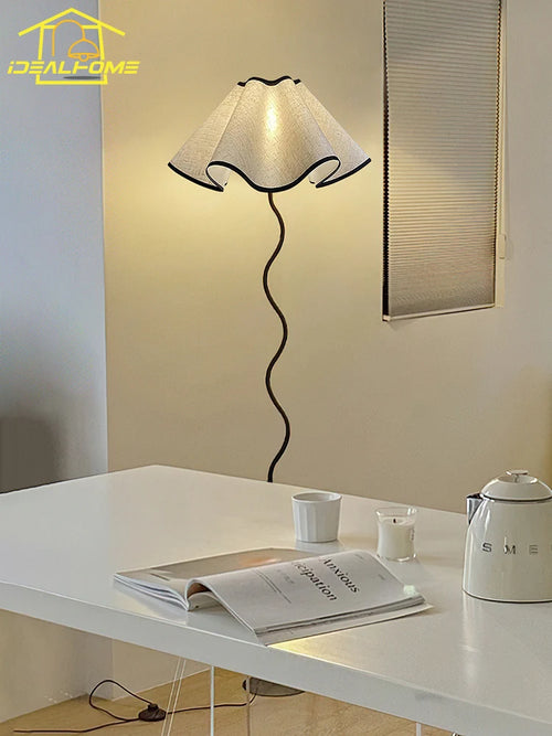 lampadaire moderne en tissu à motif floral nordique - vue 2 sur 7