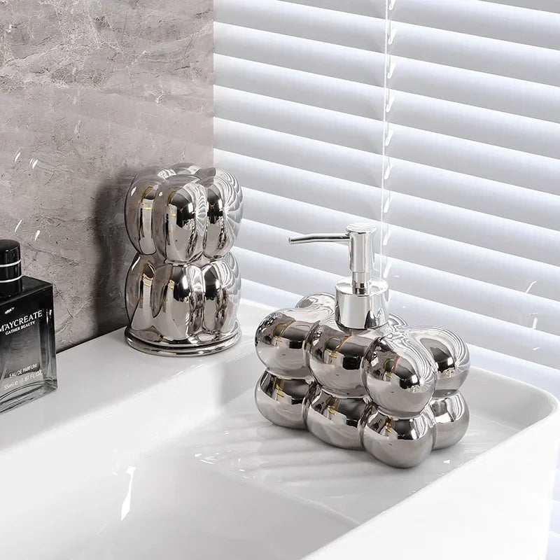 ensemble de décoration luxe en céramique pour salle de bain - vue 11 sur 18