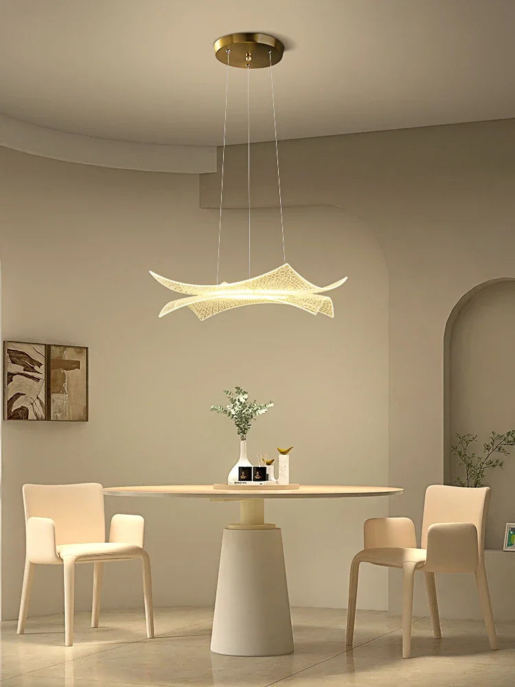 lustre en acrylique luxe créatif avec éclairage led décoratif - vue 3 sur 8