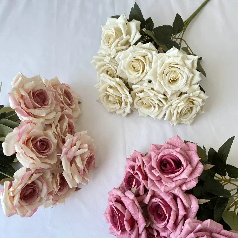 bouquet de roses artificielles en soie pour décoration intérieure - vue 2 sur 17