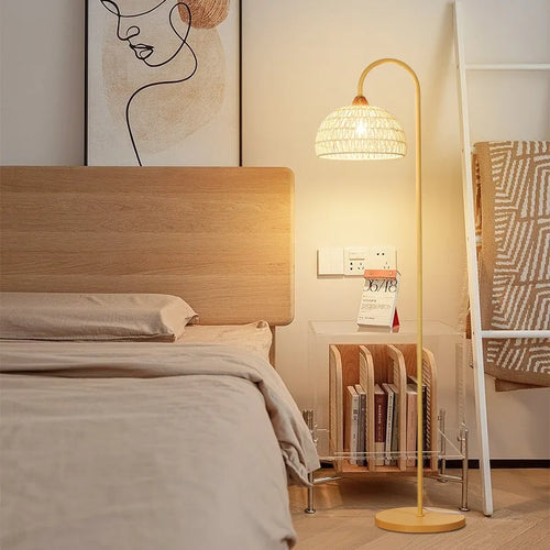 lampadaire vintage en rotin pour éclairage intérieur ambiance - vue 3 sur 7