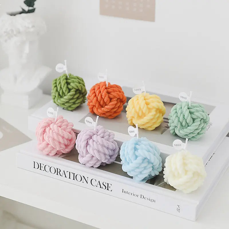 bougie parfumée en forme de boule en cire de soja décorative et mignonne - vue 4 sur 14