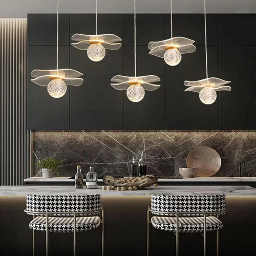 suspension moderne en forme de feuille de lotus personnalisable en cristal - vue 3 sur 13
