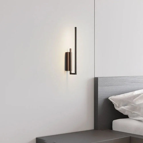applique murale en laiton design moderne pour divers espaces - vue 5 sur 8