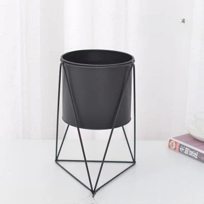 pot de fleurs en métal nordique design pour succulentes - vue 8 sur 8