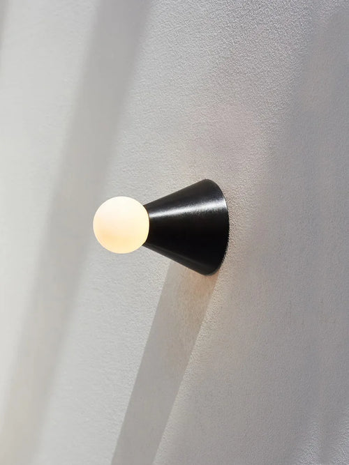plafonnier moderne minimaliste design créatif avec petites appliques murales - vue 2 sur 8