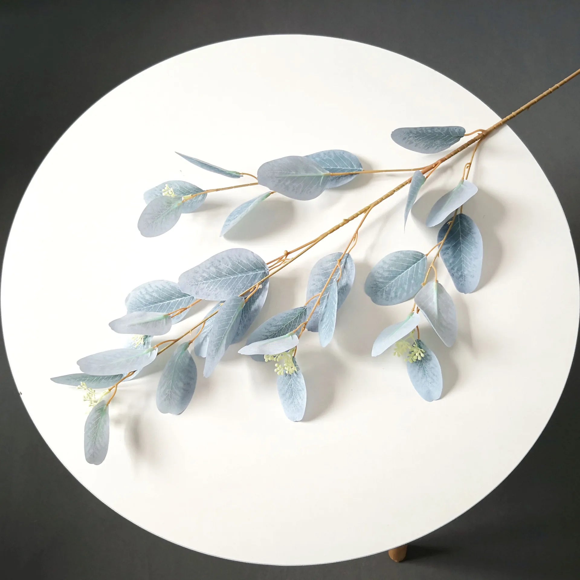 branches de feuilles d'eucalyptus en soie artificielle pour décoration florale - vue 4 sur 17