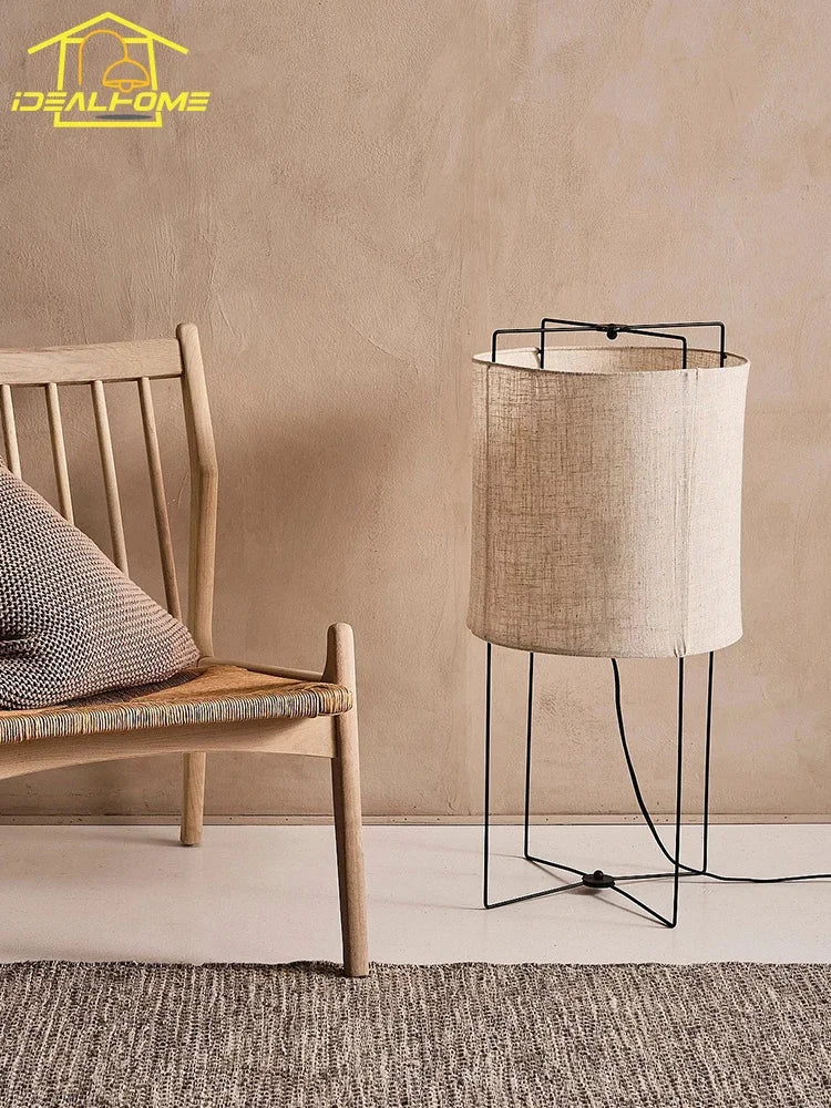 lampe de sol design minimaliste japonais wabi-sabi en tissu pour intérieur - vue 10 sur 10