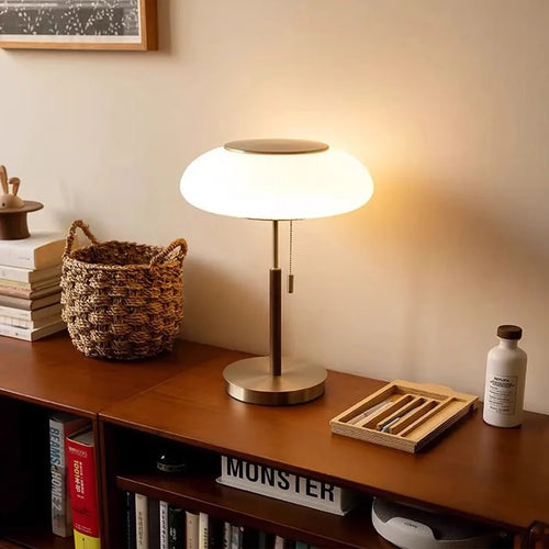 Nordic Vintage Table Lamp White Glass Desk Light for Bedroom - vue 4 sur 7