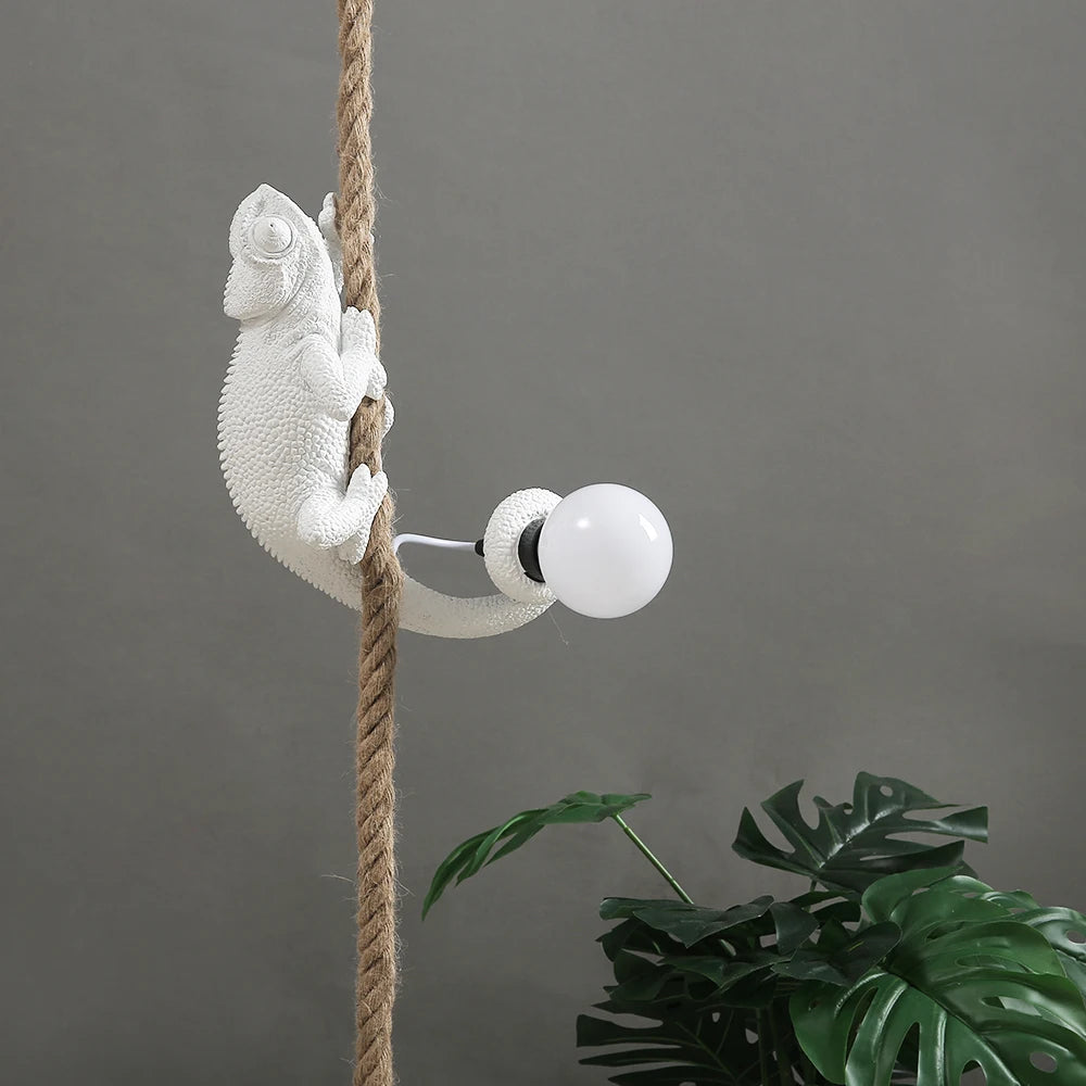 suspension en résine caméléon pour décoration artistique intérieure - vue 3 sur 10