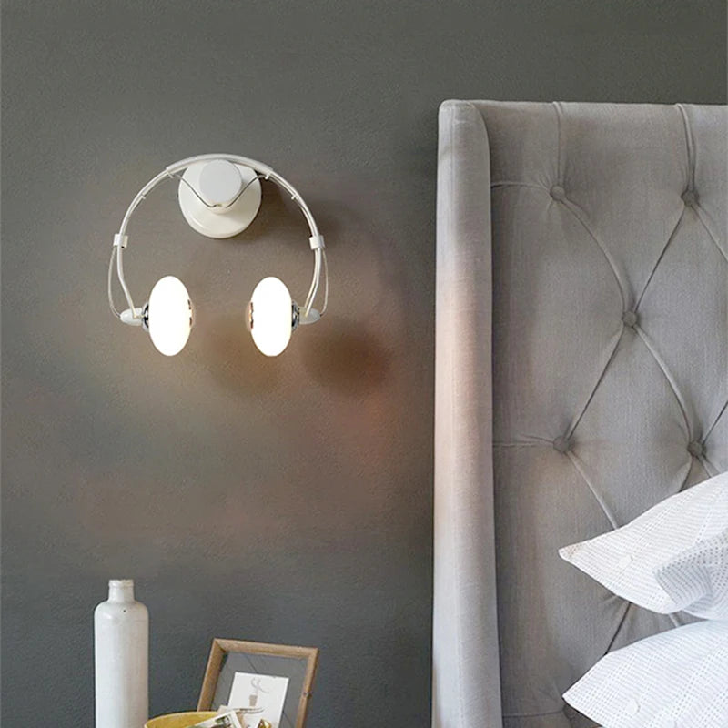 Applique murale LED créative en forme de casque audio - vue 4 sur 9