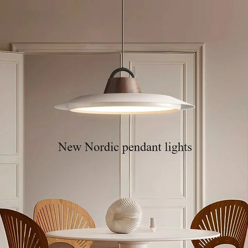 suspension design en forme de chapeau de pêcheur pour intérieur moderne - vue 2 sur 9