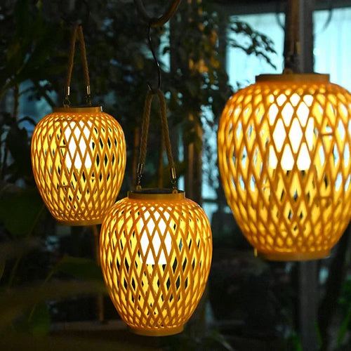 lanterne solaire extérieure en tissage imitation bambou pour jardin - vue 4 sur 7