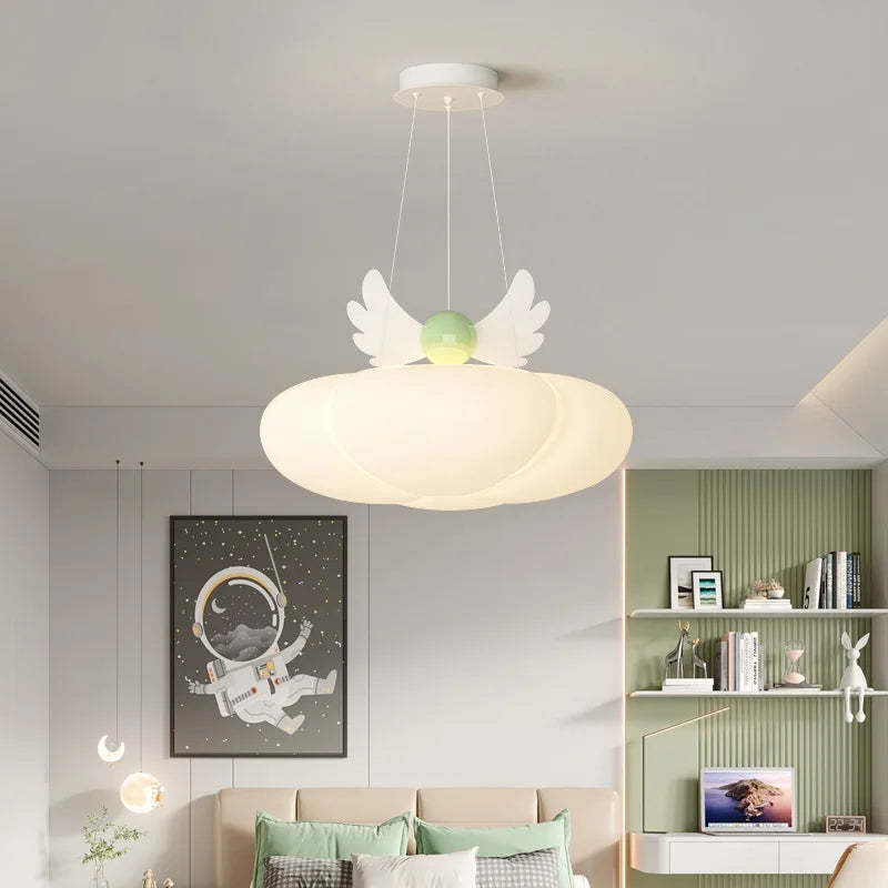 lustre mignon nuage ailes d'ange pour chambre de bébé - vue 2 sur 8