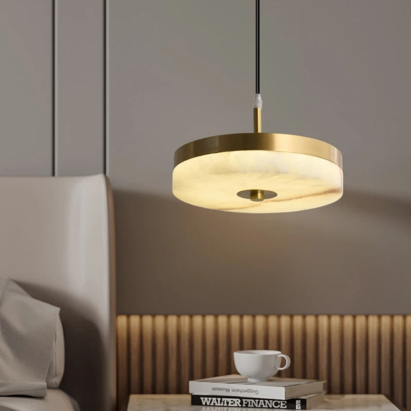 suspension en marbre blanc design en cuivre pour intérieur élégant - vue 2 sur 7