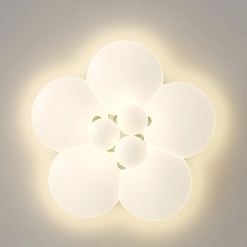 plafonnier fleuri moderne pour chambre d'enfant romantique et chaleureuse - vue 5 sur 6
