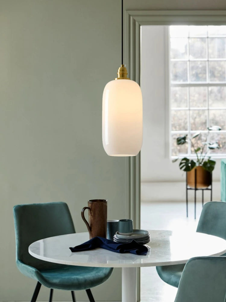 lustre en verre blanc pour une ambiance artistique élégante - vue 4 sur 7
