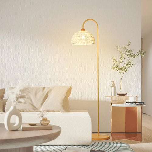 lampadaire vintage en rotin pour éclairage intérieur ambiance - vue 4 sur 7