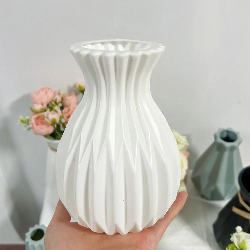 vase en céramique style nordique pour décoration fleurs - vue 4 sur 9