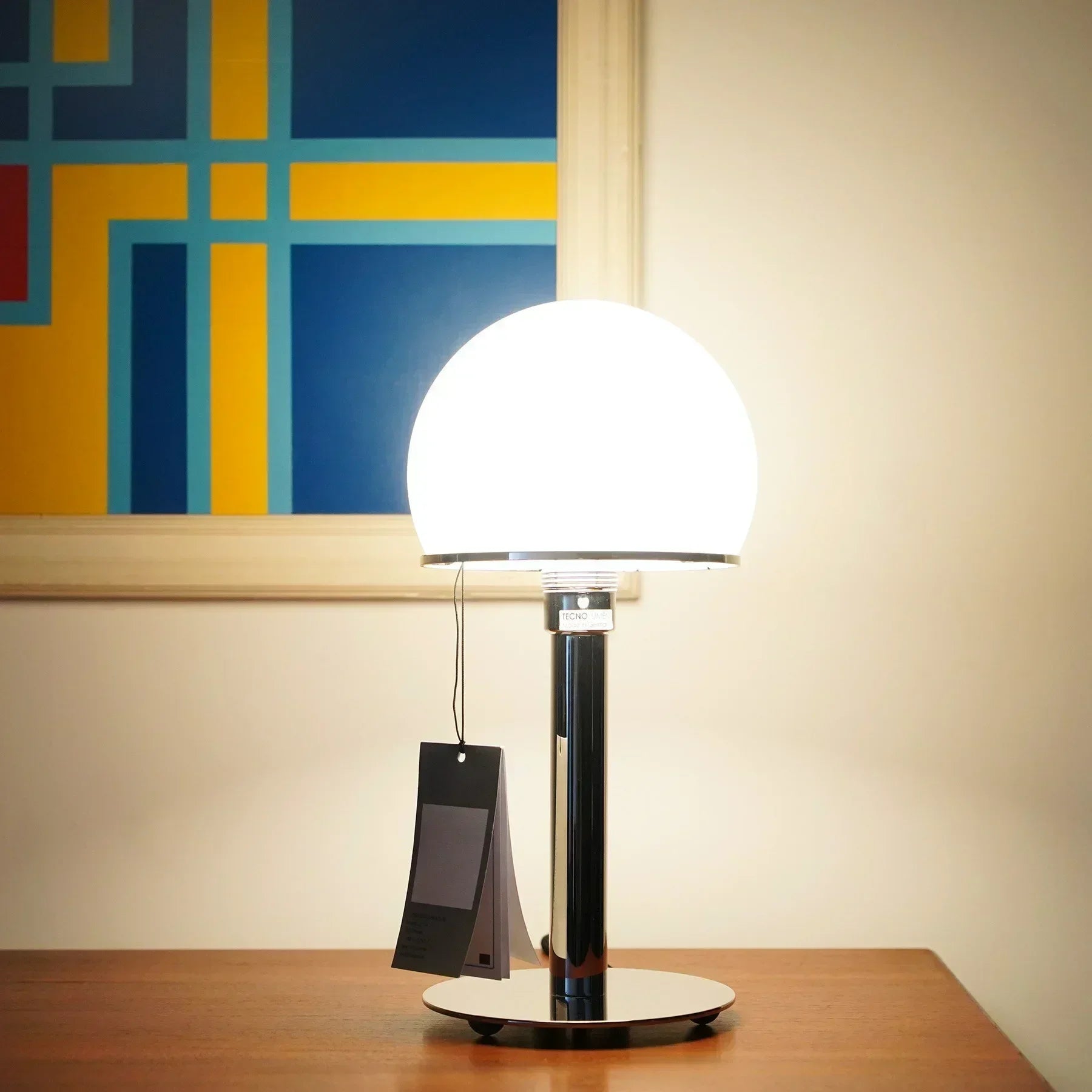 lampe de bureau moderne au design nordique élégant et fonctionnel - vue 3 sur 7