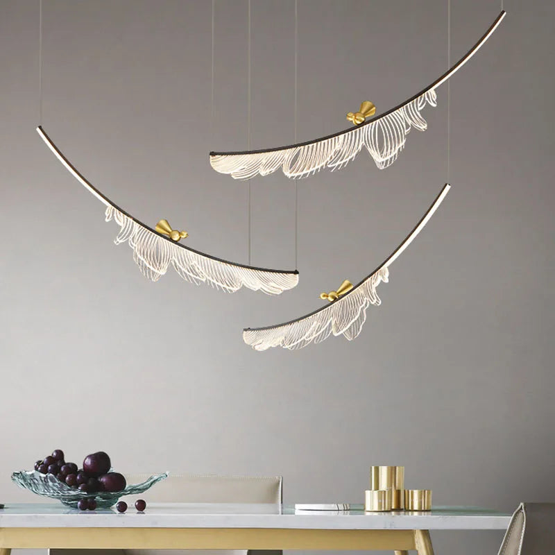 lustre design artistique en plumes et fil métallique ajustable - vue 4 sur 8