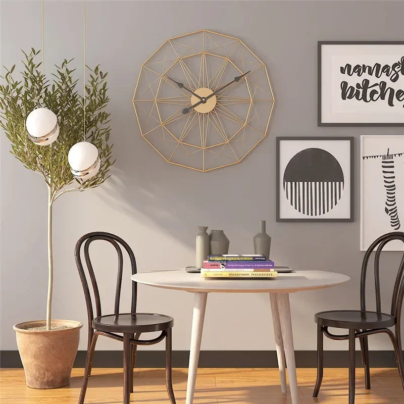 horloge murale géométrique style industriel pour décoration moderne - vue 3 sur 7