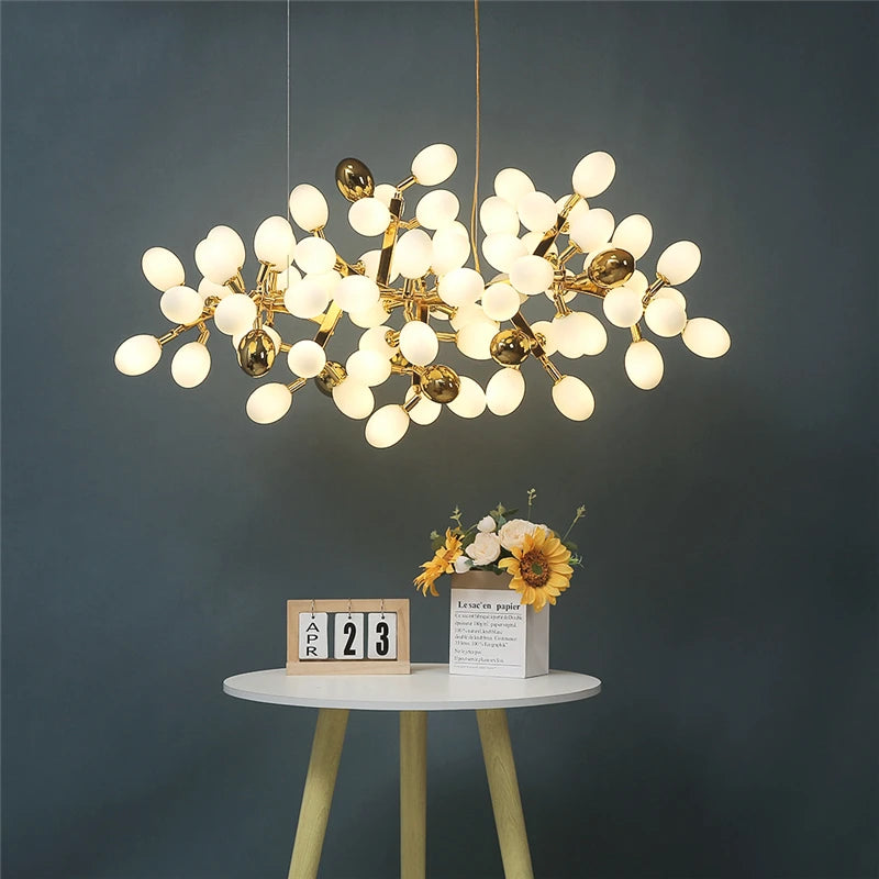 lustre moderne en or en forme de raisin pour intérieur élégant - vue 2 sur 11