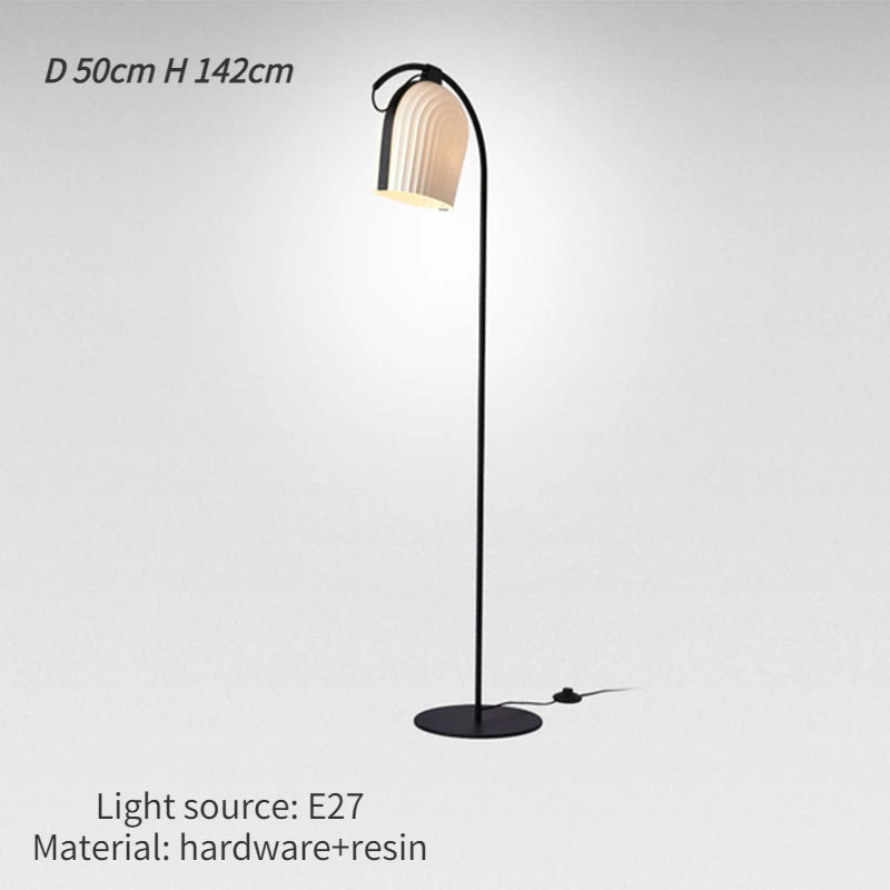 lampe de sol minimaliste pour décoration intérieure moderne