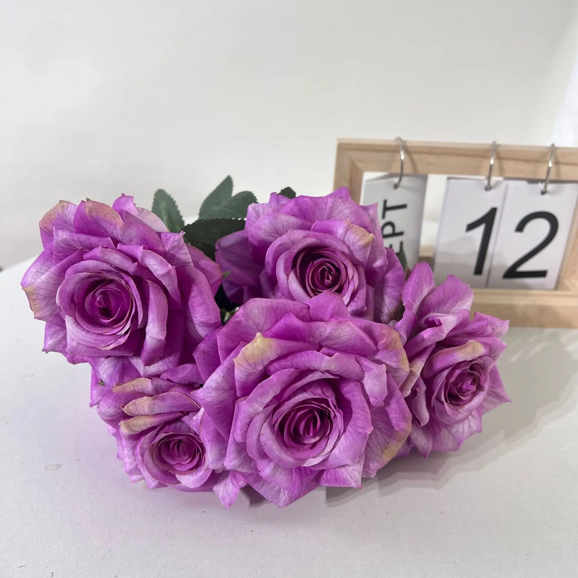 bouquet de roses artificielles en soie décoratives pour intérieur - vue 14 sur 15