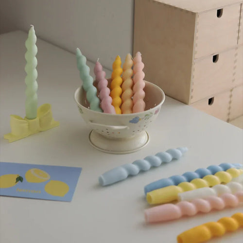 bougie parfumée en spirale pour aromathérapie et décoration festive - vue 6 sur 19