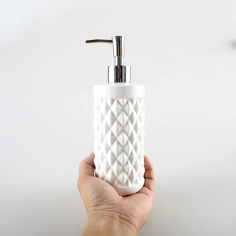 distributeur de désinfectant et savon en céramique design élégant - vue 2 sur 6