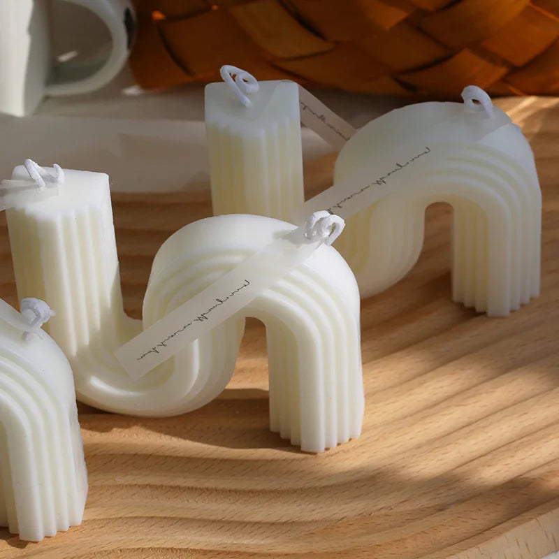 bougies parfumées géométriques pour décoration et cadeaux divers - vue 3 sur 8