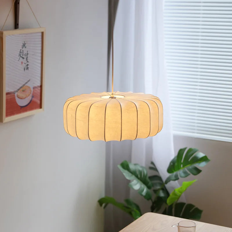Suspension en soie classique et originale - vue 5 sur 12