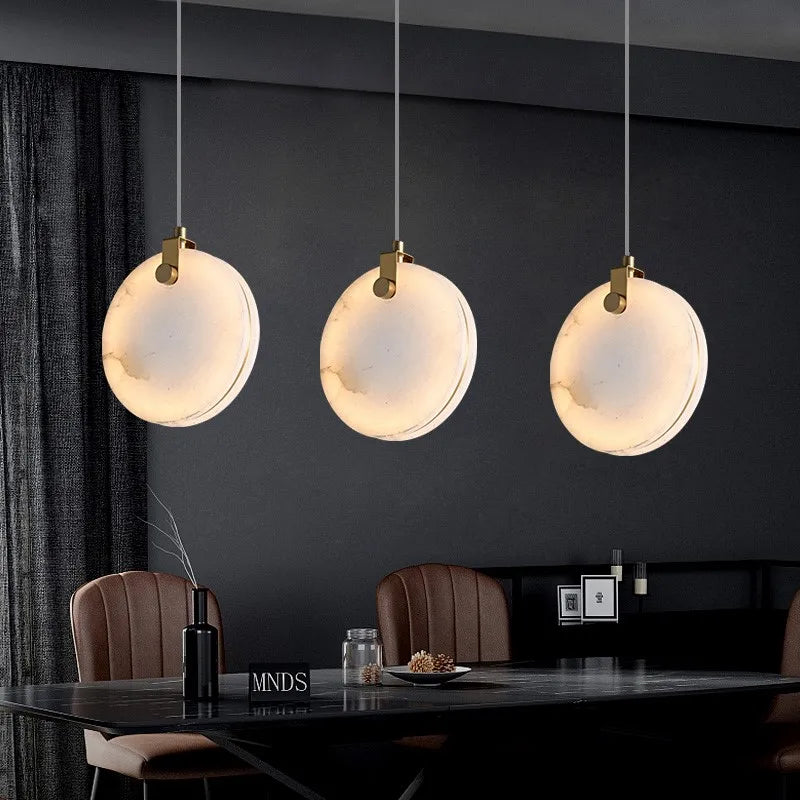 lustre léger en cuivre et marbre naturel pour décoration élégante - vue 4 sur 7