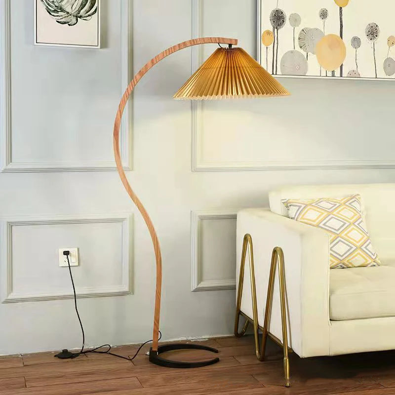 Lampadaire LED en bois massif au design nordique moderne - vue 3 sur 9