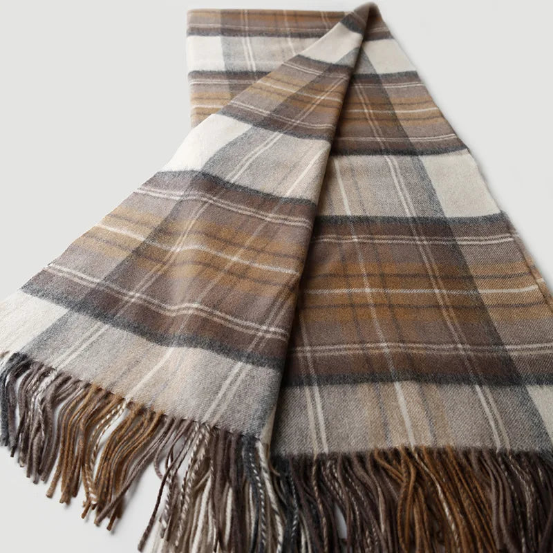 Plaid laine motif ecossais a pompons chaud voyage - vue 5 sur 7