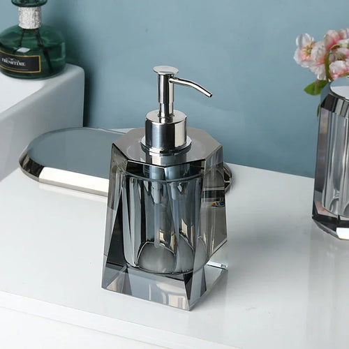 distributeur de savon en verre accessoires de salle de bain luxe - vue 4 sur 16