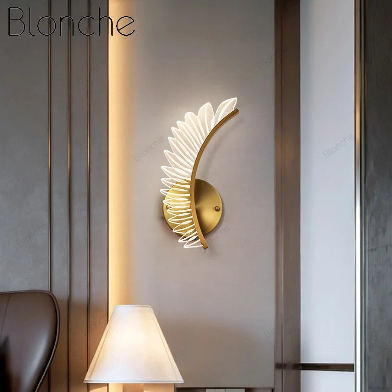 applique murale créative en forme d'aile dorée pour intérieur - vue 3 sur 9