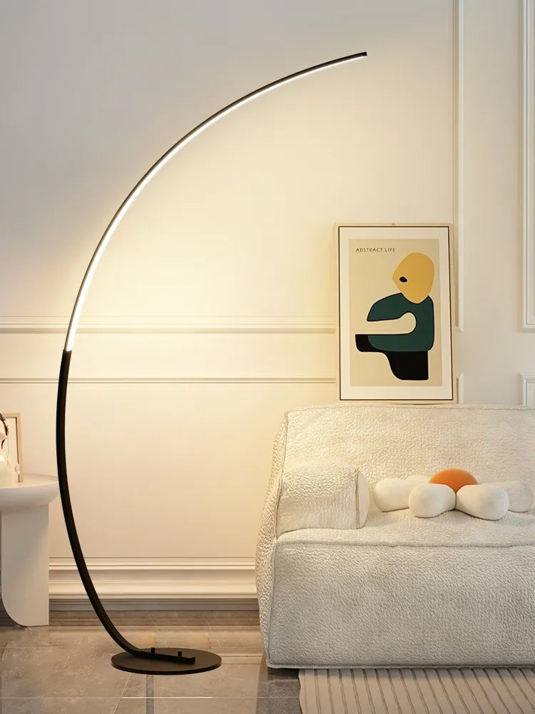 Nordique LED Coin Lumière Arc RVB Lampadaires Noir Blanc C APP À Distance Lampadaires Stand lumière pour Salle À Manger Salon Décor - vue 3 sur 8