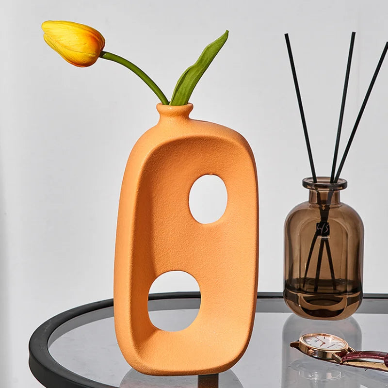 vase ajouré en céramique pour fleurs sèches et décoration intérieure - vue 3 sur 13