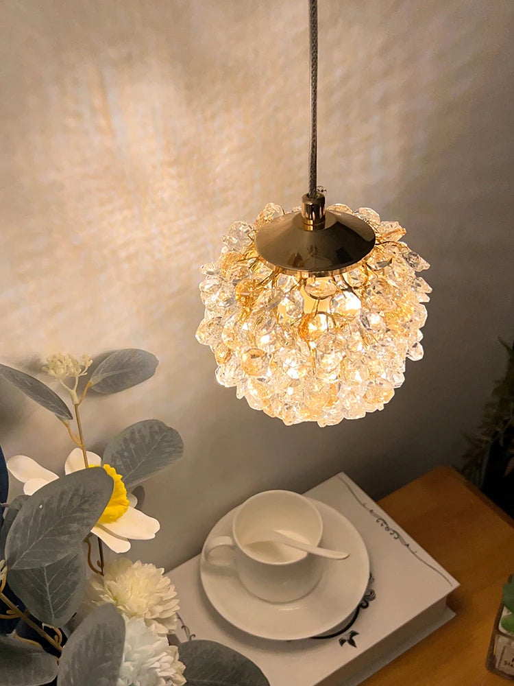 suspension moderne en cristal avec cordon réglable en métal doré - vue 4 sur 12
