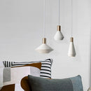 lustre moderne pour salon avec lampe à main