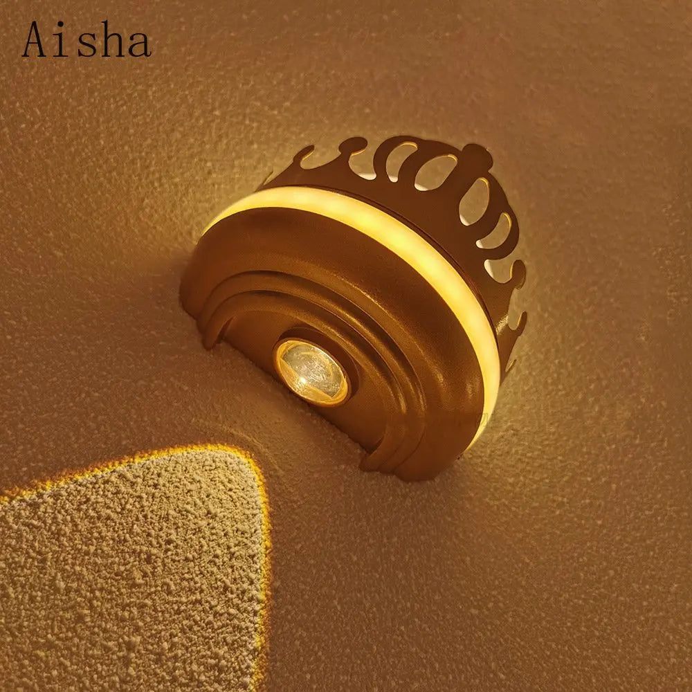 2023 New Crown Wall Lamp LED Outdoor Waterproof Wall Light IP65 Staircase Wall Lamp Children's Bedroom Wall Decoration Sconces - vue 4 sur 7