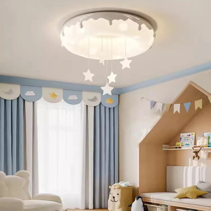 lustre créatif en forme de beignet pour chambre d'enfant - vue 4 sur 12