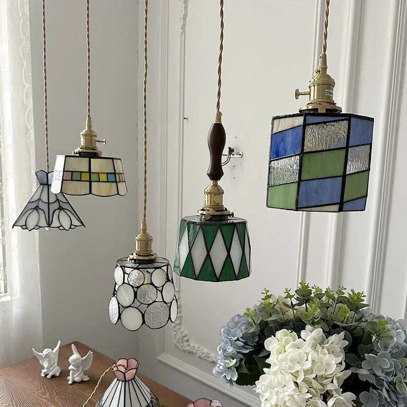 lustre en verre fait main style tiffany pour décoration intérieure - vue 5 sur 15